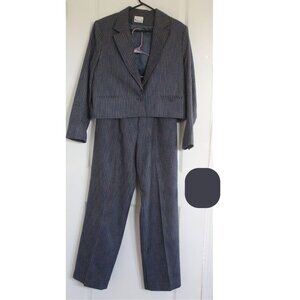 Vintage Women's Pinstriped Blue/gray Pantsuit Cropped jacket high waist pants